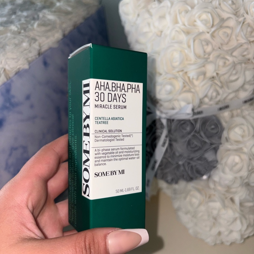 AHA BHA PHA 30 Days Miracle Serum - Green